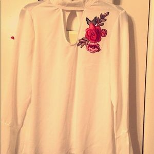 Cute shirt with open front long sleeve